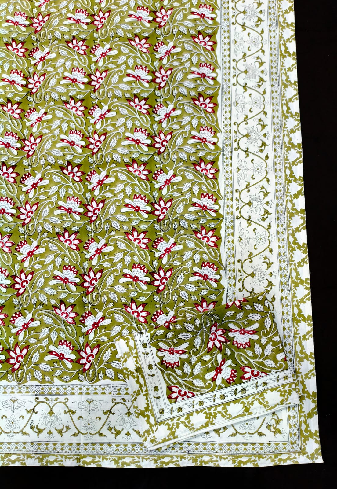 Hand block 100% cotton bedsheet floral