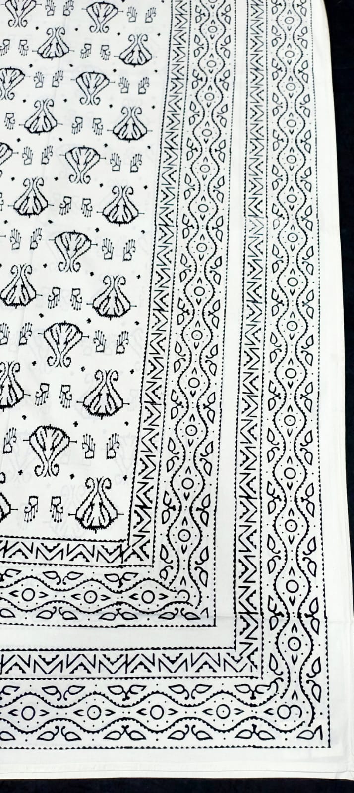 Hand block 100% cotton bedsheet black